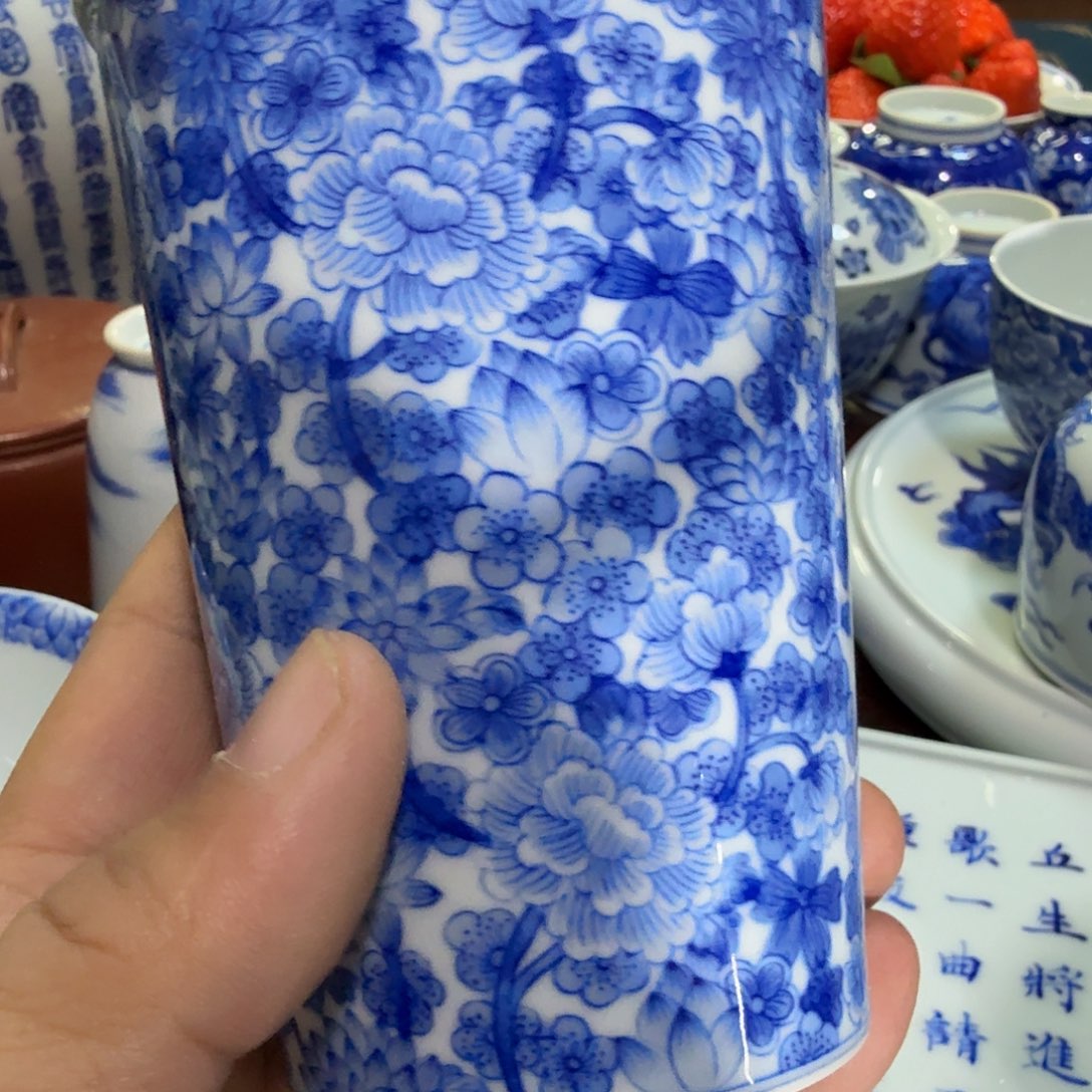 随***耀哈哈哈哈不错子哈哈笑的