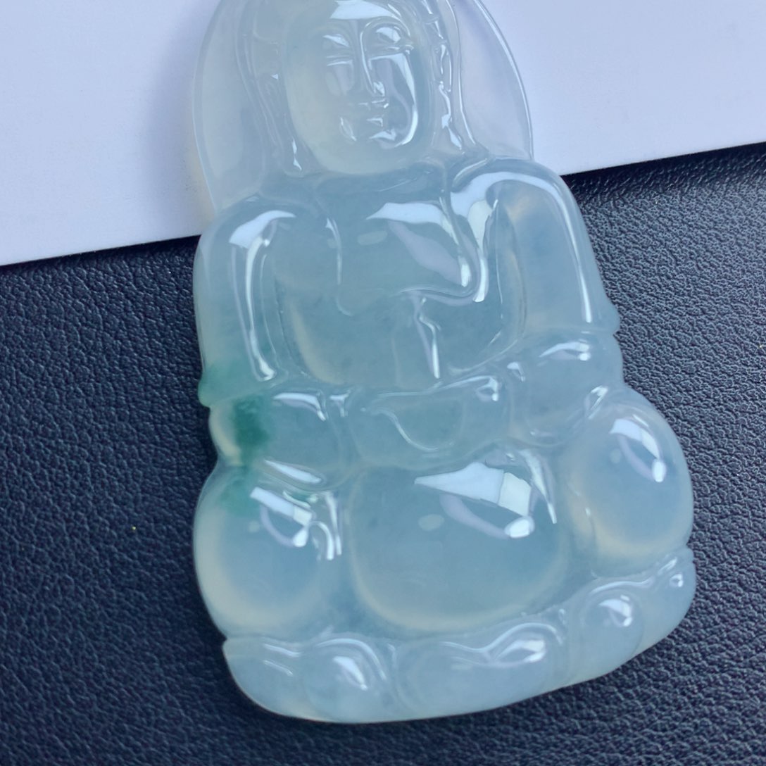 翡翠颈饰未镶嵌观音