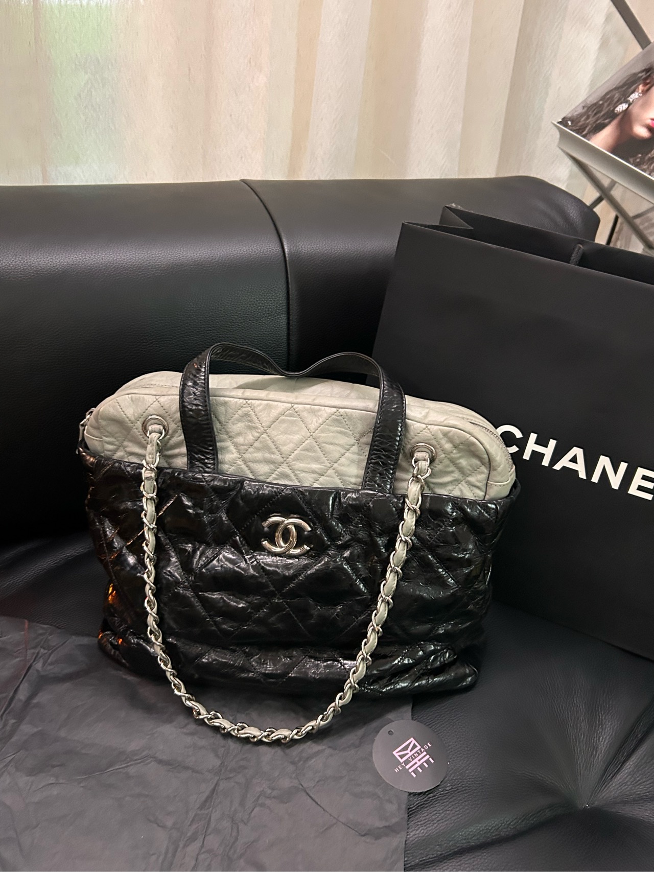 95新 Chanel/香奈儿 油腊黑拼灰tote包 12开  30cm 11920371