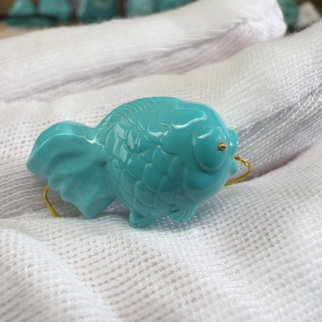 绿松石配饰未镶嵌