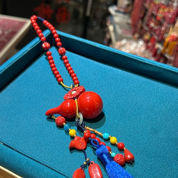 含辰砂工艺品【潜珑】FC-0873高含量红砂朱砂葫芦车挂