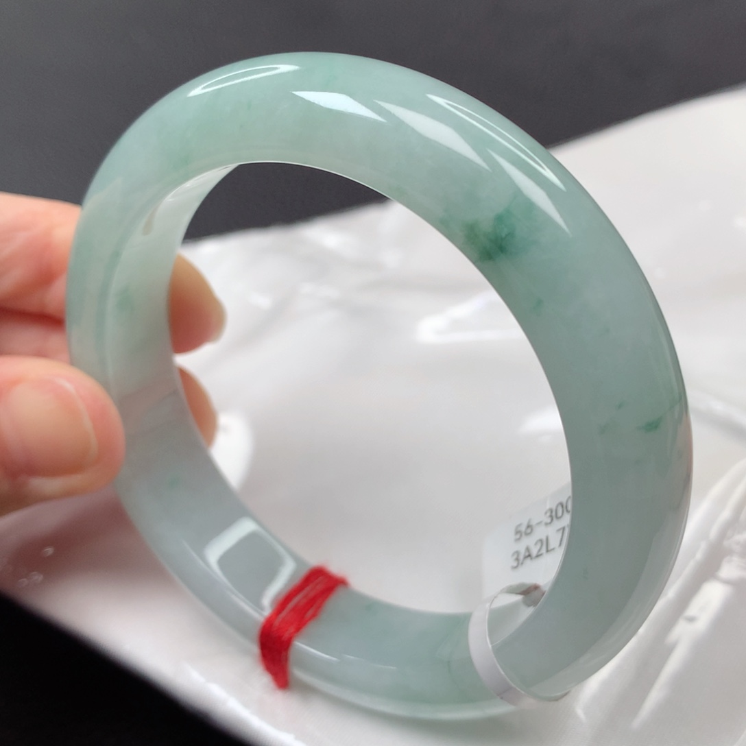 【闪购商品】翡翠手镯未镶嵌32号正圈