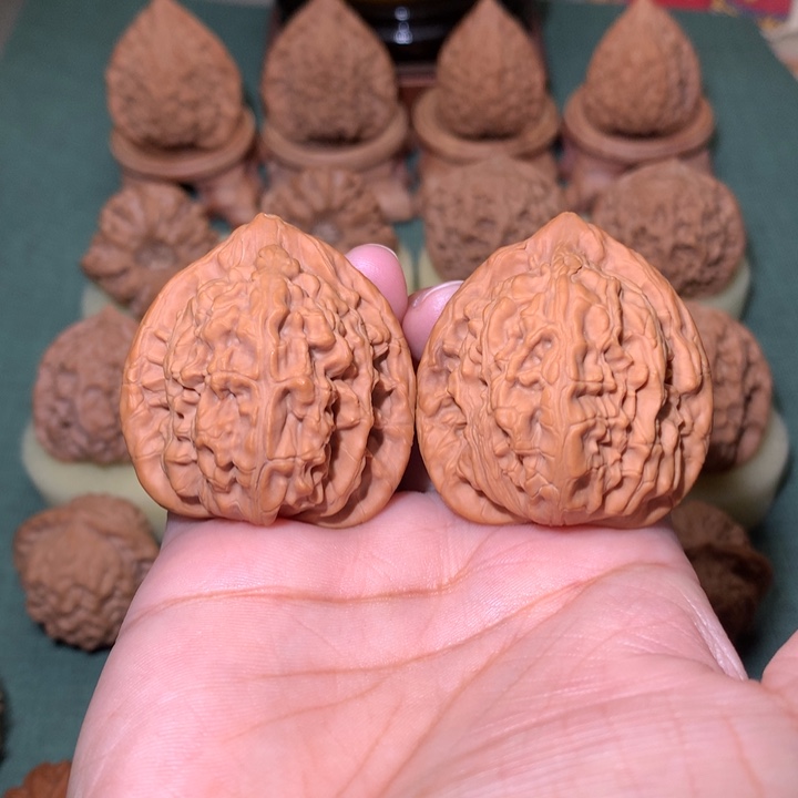 阳***阳核桃文玩核桃把件龙门柱