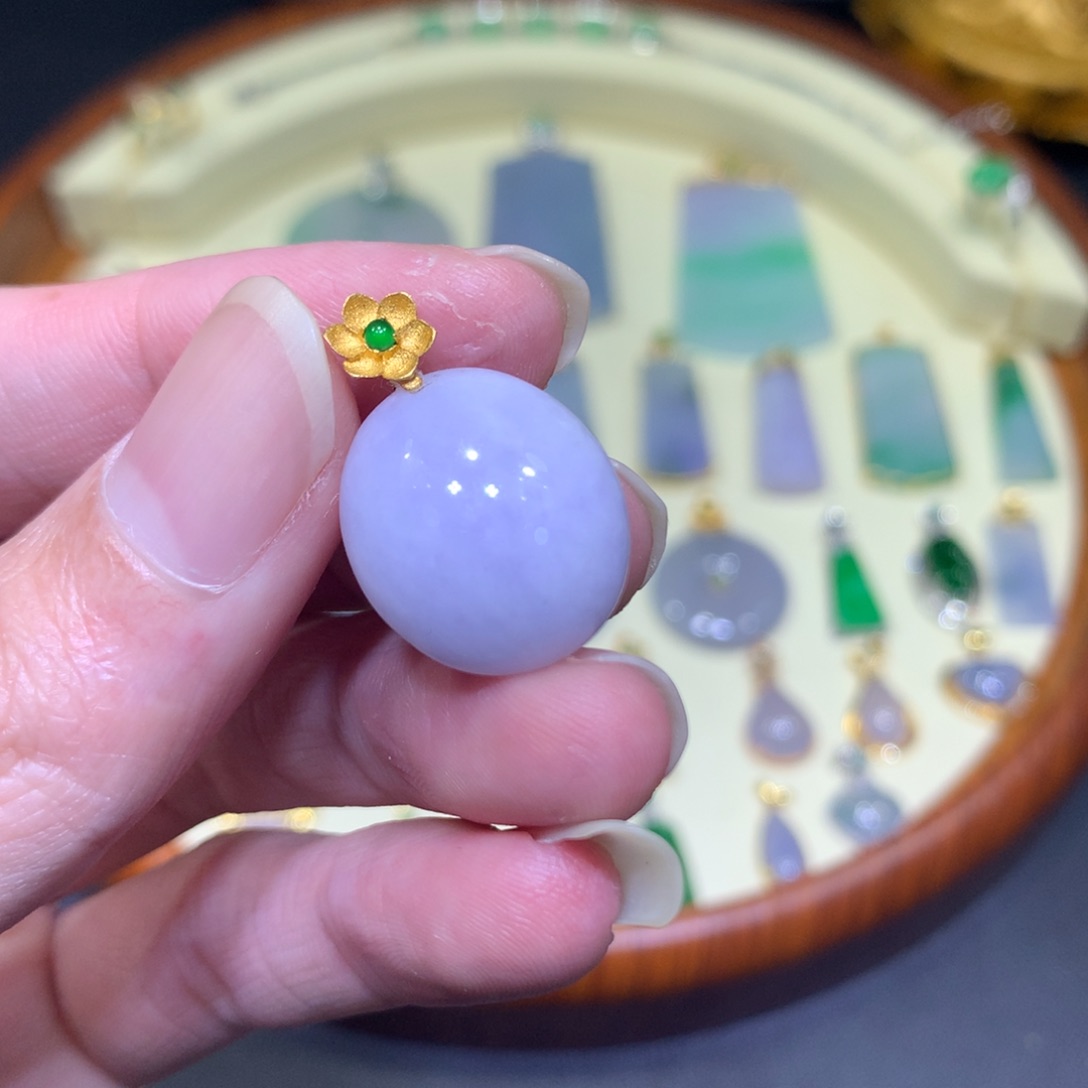 翡翠吊坠(不含链)18K金镶嵌