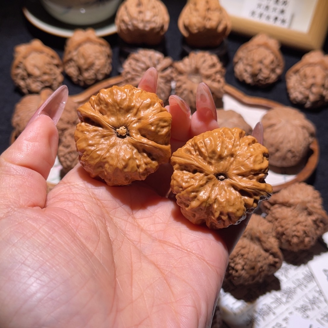 撕***王把件文玩核桃40昌平蛤蟆头直播选购88002