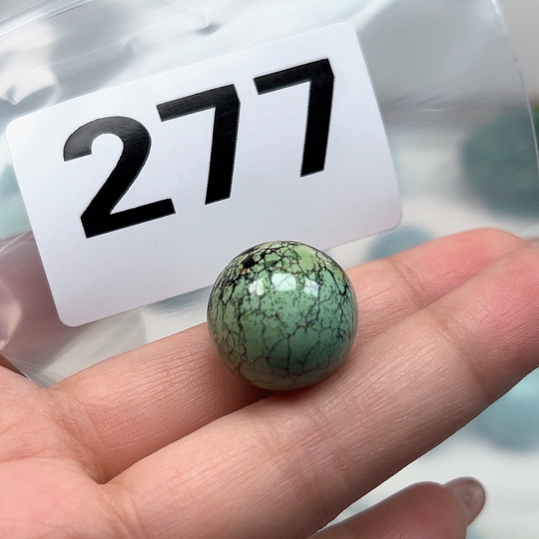 绿松石珠宝奇石未镶嵌远*?