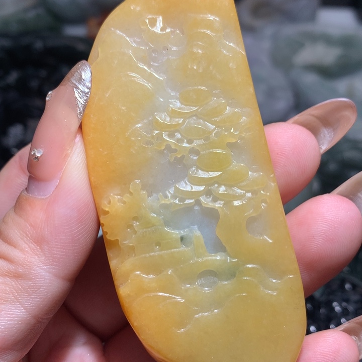 翡翠未镶嵌颈饰保真天然A货翡翠