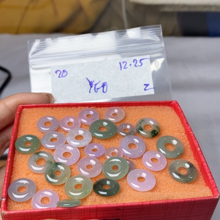 定制翡翠未镶嵌不退