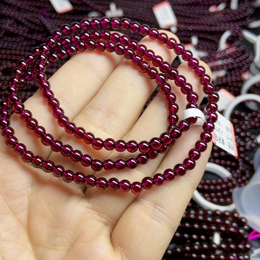 【闪购商品】石榴石（紫牙乌）手链未镶嵌4.3毫米
