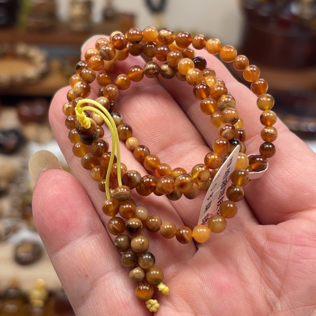 琥珀未镶嵌手链根腊溶洞妖花卡4+