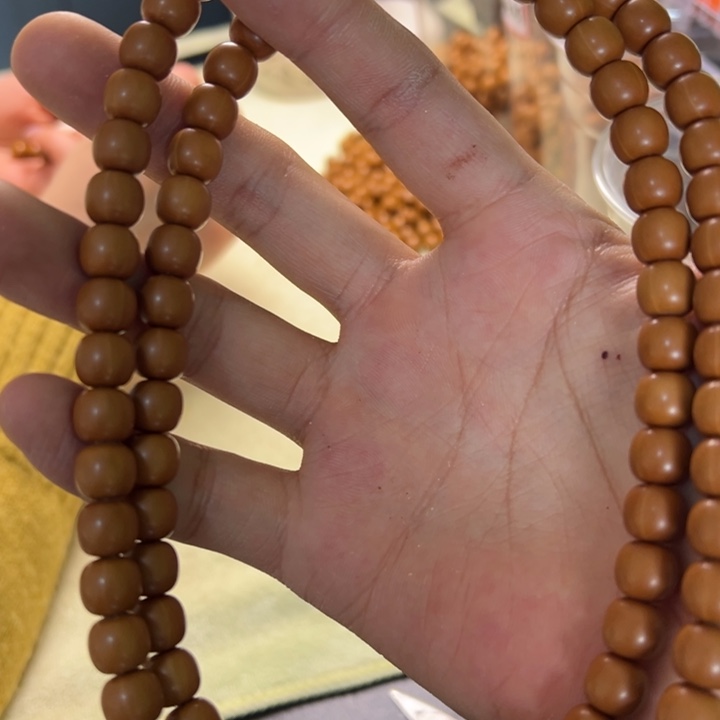 东***r9.3挂脖108颗油性拉满