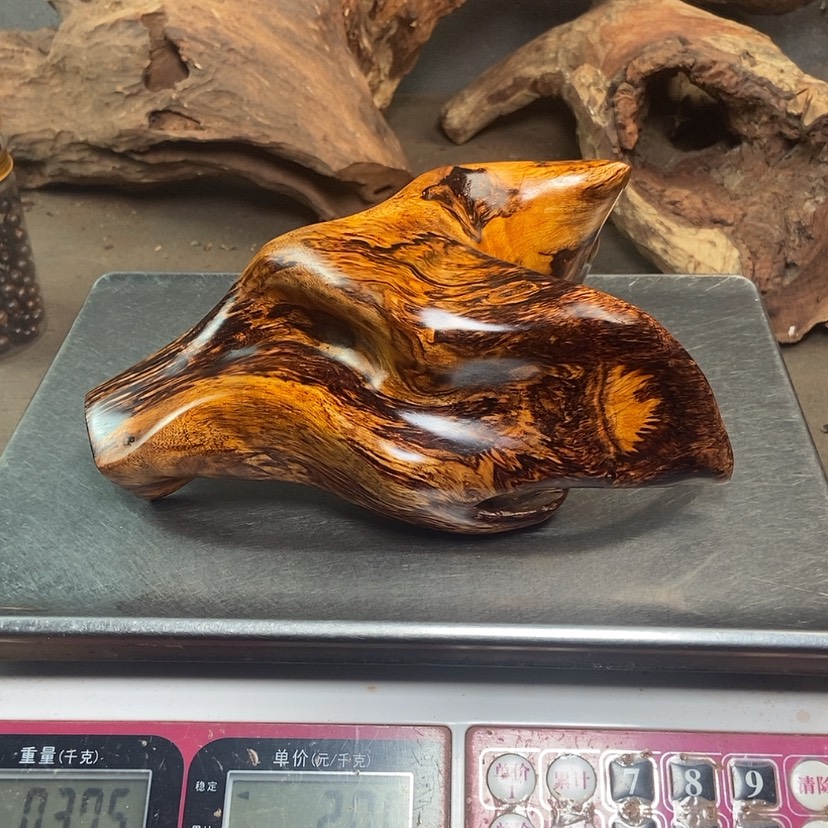 【闪购商品】黄花梨/降香黄檀H***饰