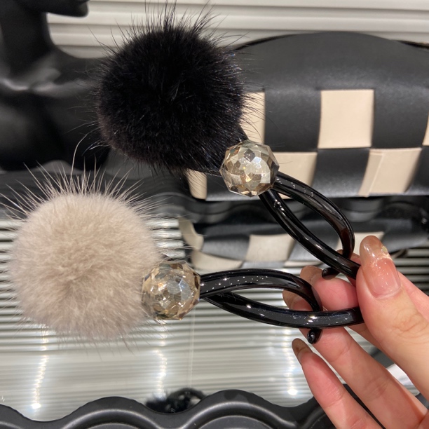 E5089 秋冬水貂毛球扭扭夹大号女新款后脑勺懒人盘发高级发饰