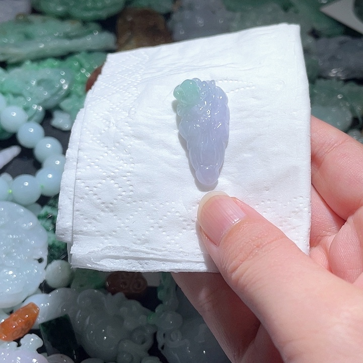 颈饰未镶嵌翡翠天