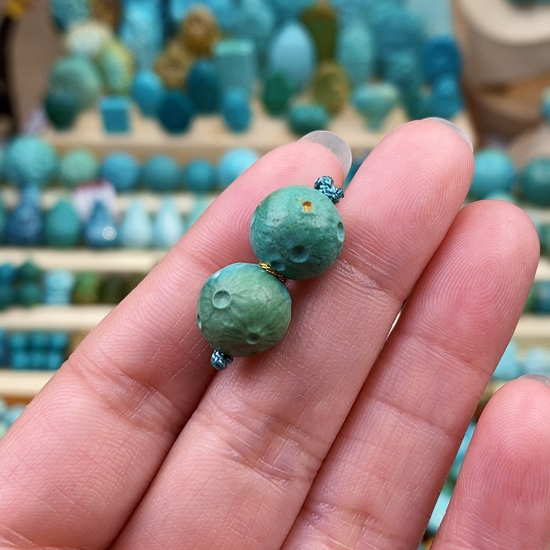 绿松石珠宝奇石18K金镶嵌