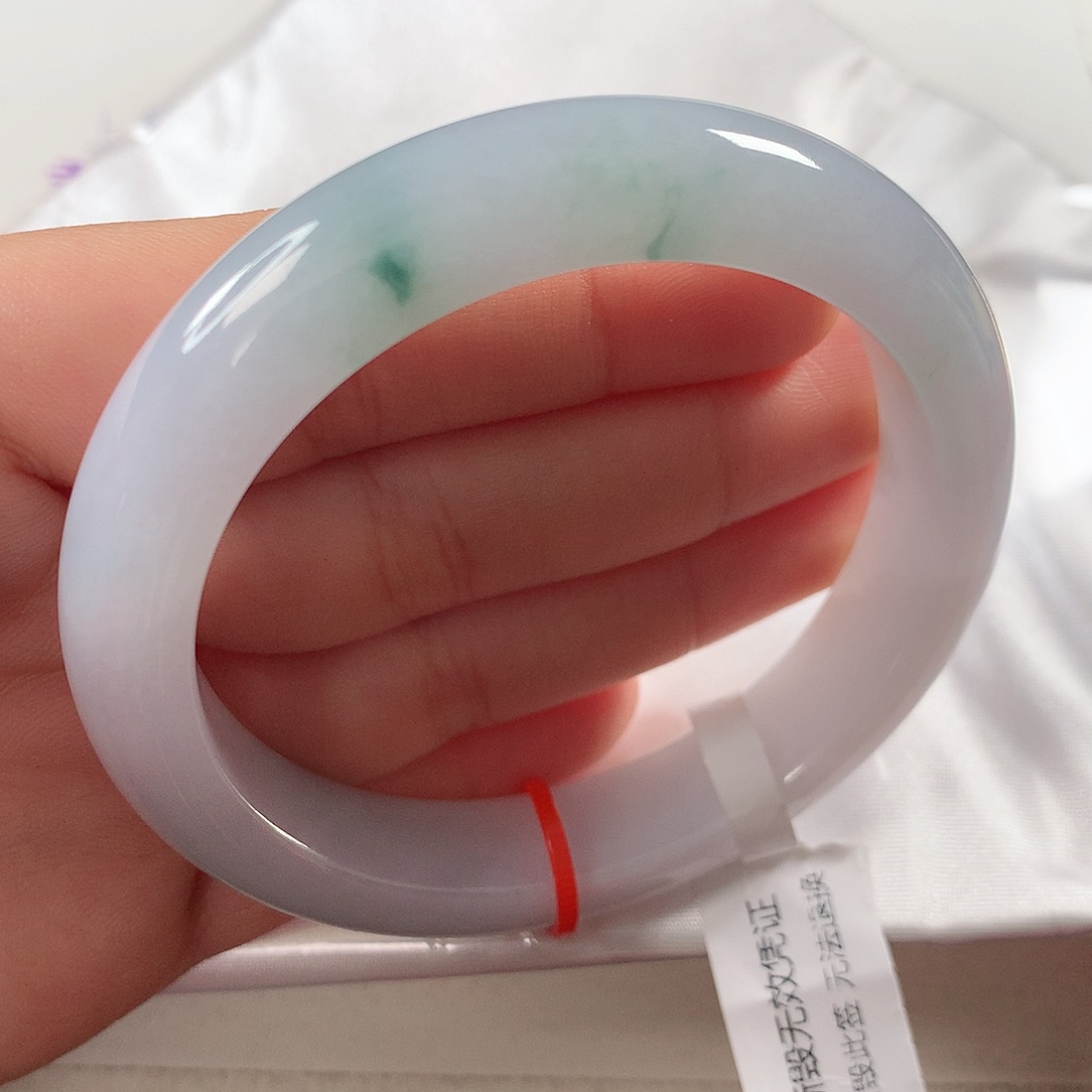 翡翠手镯未镶嵌 正圈①③⑦