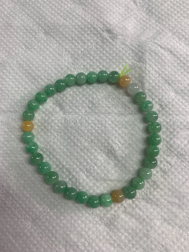 玉如军意翡翠珠宝