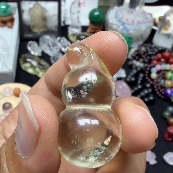 未镶嵌颈饰水晶水晶