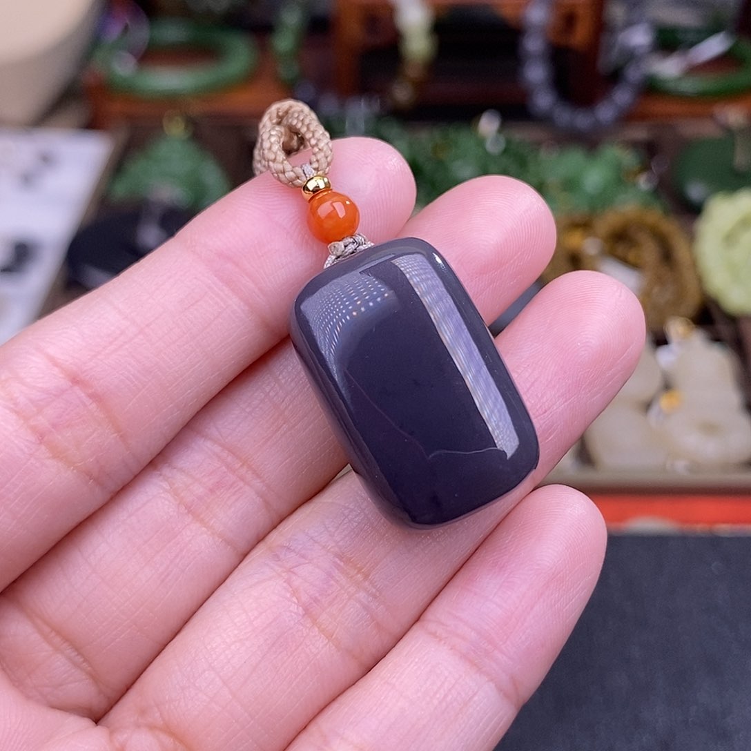 和田玉烟紫清货价吊坠未镶嵌