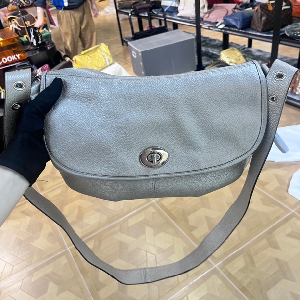 95新 COACH/蔻驰 手工复古通勤拉链单肩斜挎包