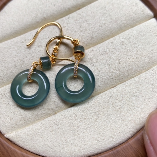 翡翠颈饰银S925镶嵌翡翠