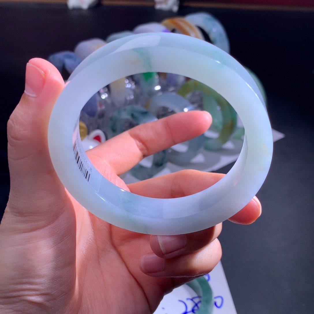 定制翡翠未镶嵌特价大漏