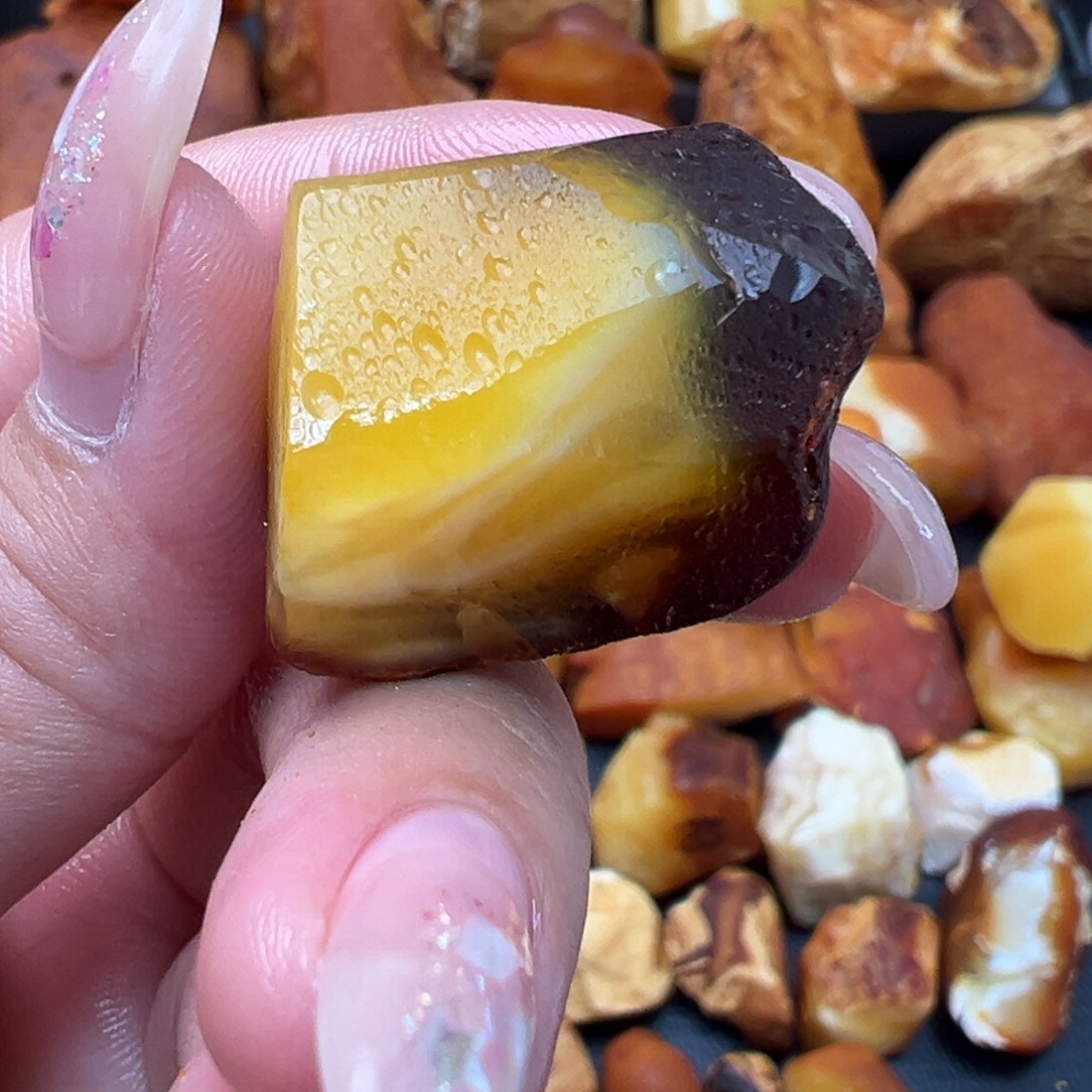 定制琥珀未镶嵌蜜蜡
