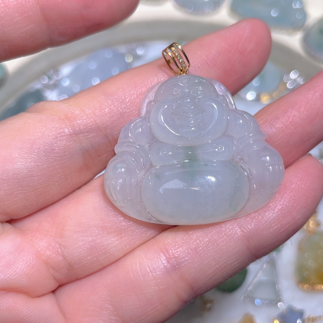 翡翠颈饰18K金镶嵌翡翠