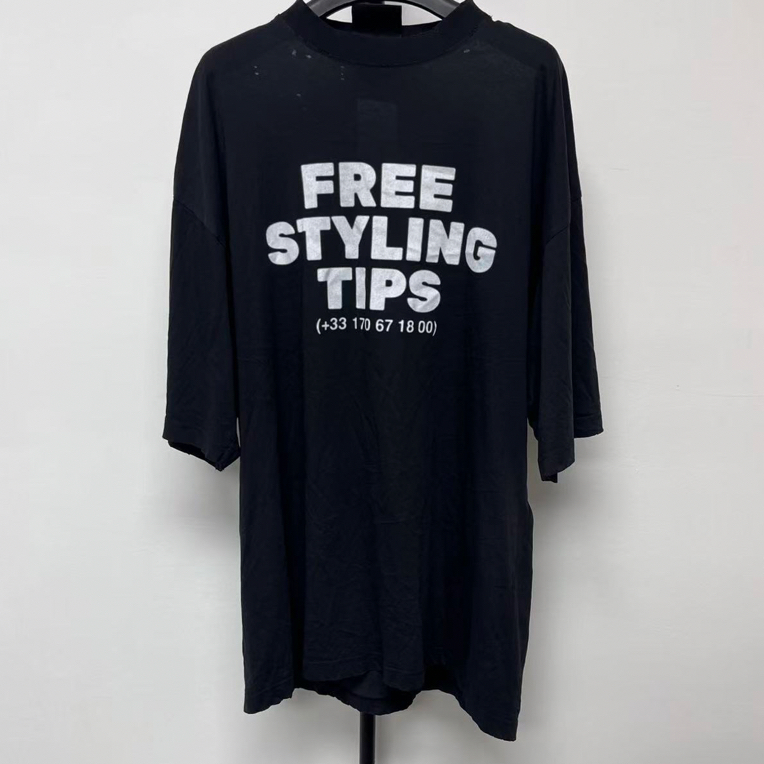 未使用 Balenciaga/巴黎世家 字母印花圆领短袖T恤 03003