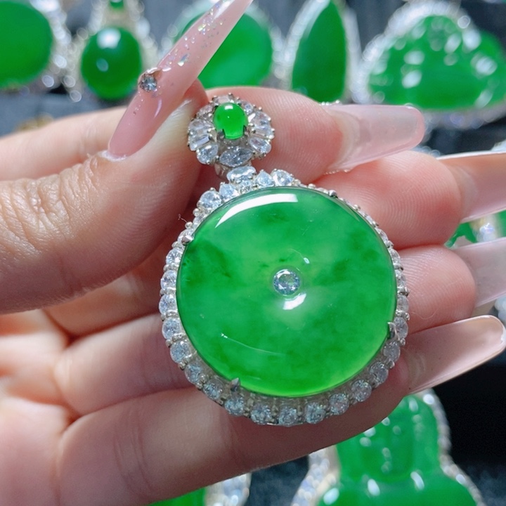 翡翠颈饰银S925镶嵌