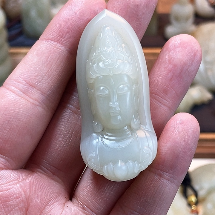 和田玉颈饰未镶嵌