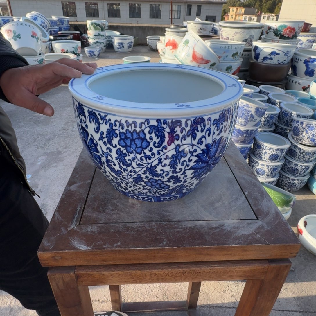 瓷片直径26，高17。。。。