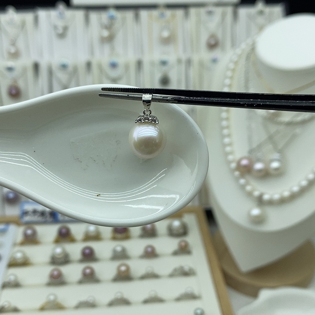 银S925镶嵌淡水珍珠吊坠(不含链)