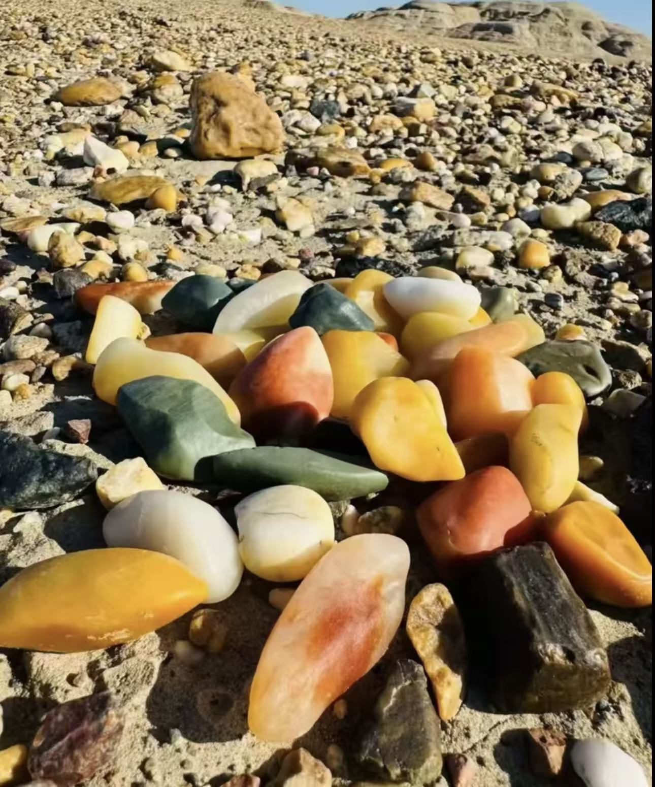 新疆天然戈壁石，奇石，摆件石，原石，盆景石观赏石