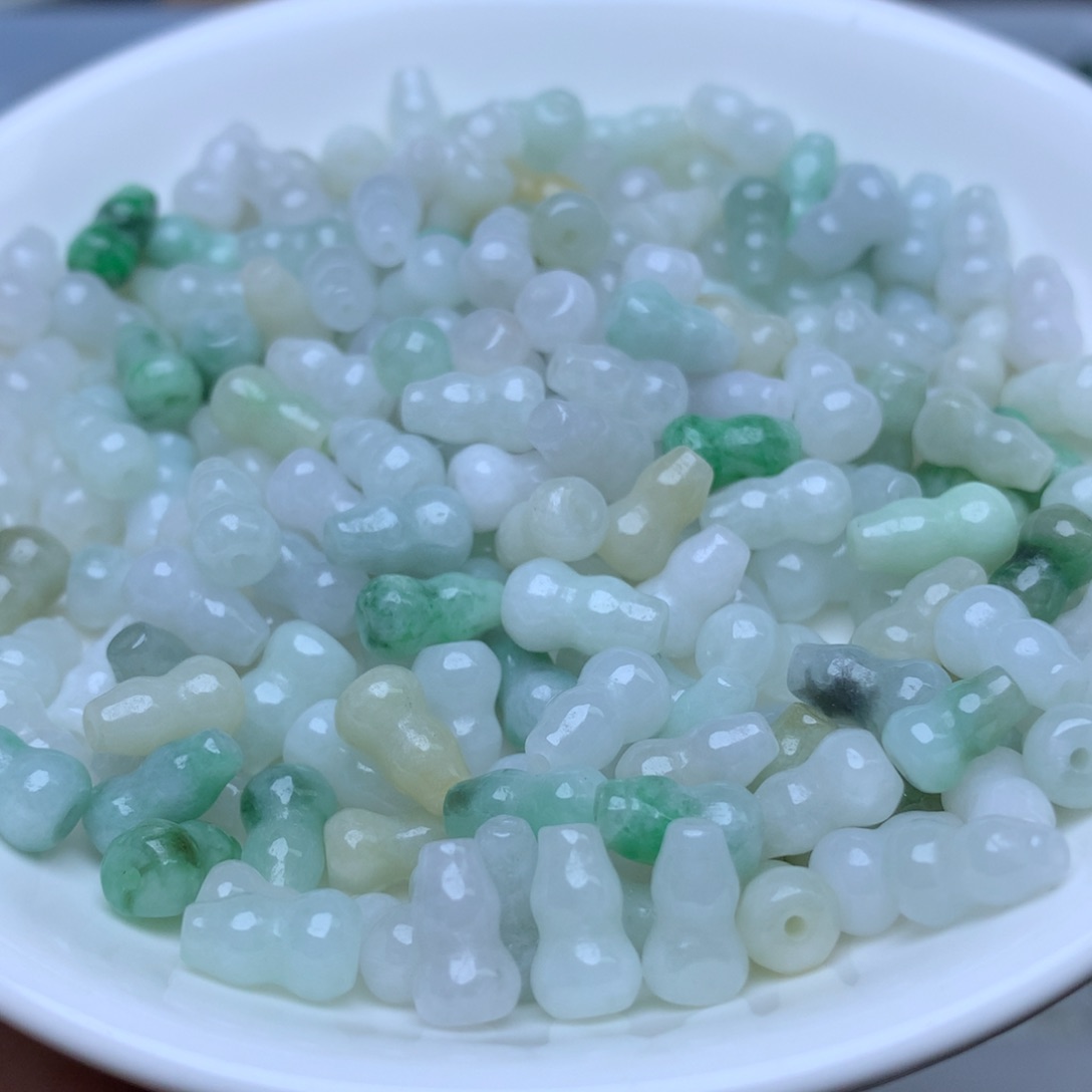 【闪购商品】翡翠手链未镶嵌卡6乘10冰葫芦50个