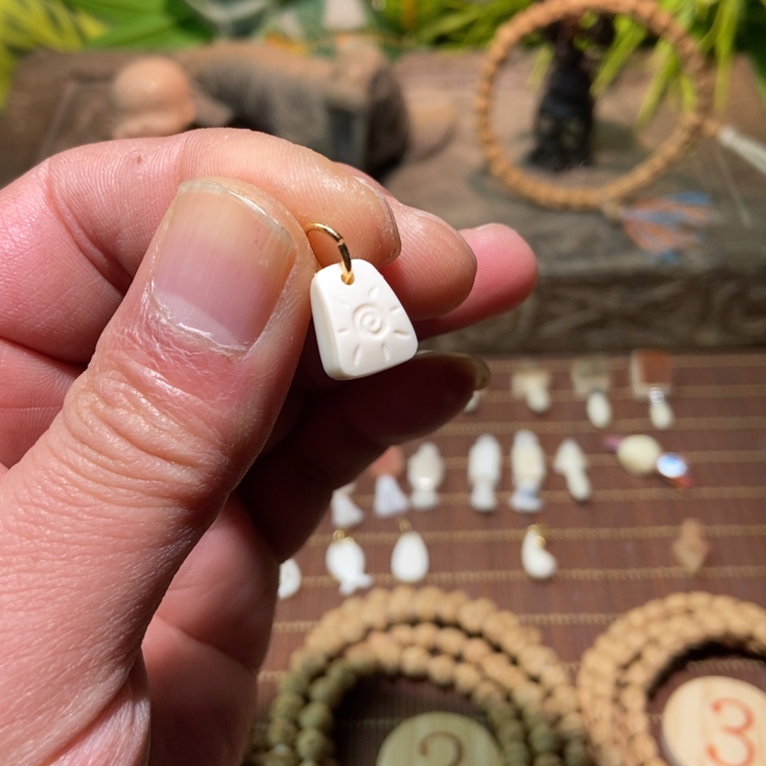 柏香籽/百香籽吊坠