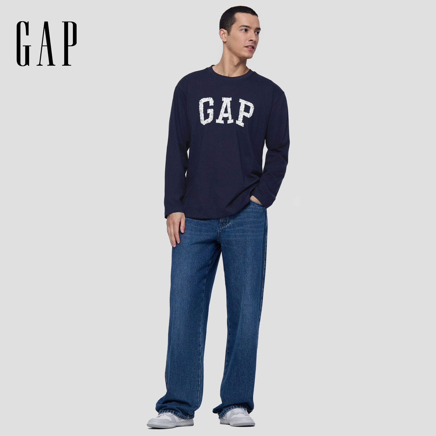 【成毅代言】GAP男女装2025秋季新款logo圆领长袖T休闲上衣786274