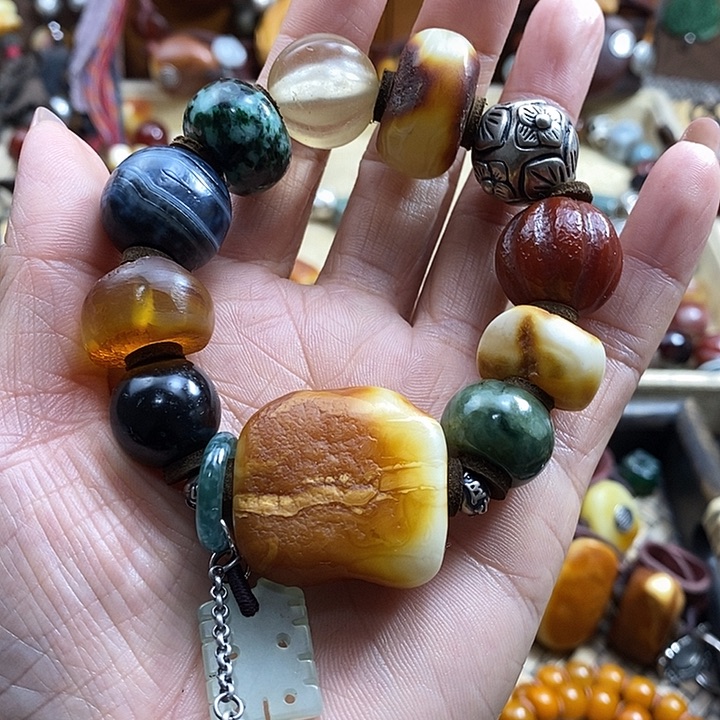 未镶嵌蜜蜡手串手串