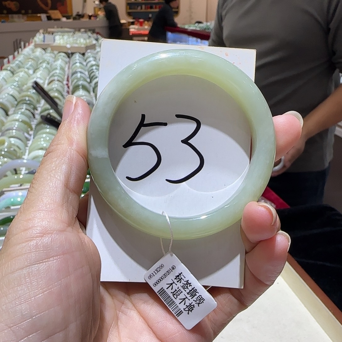 和田玉未镶嵌手镯817