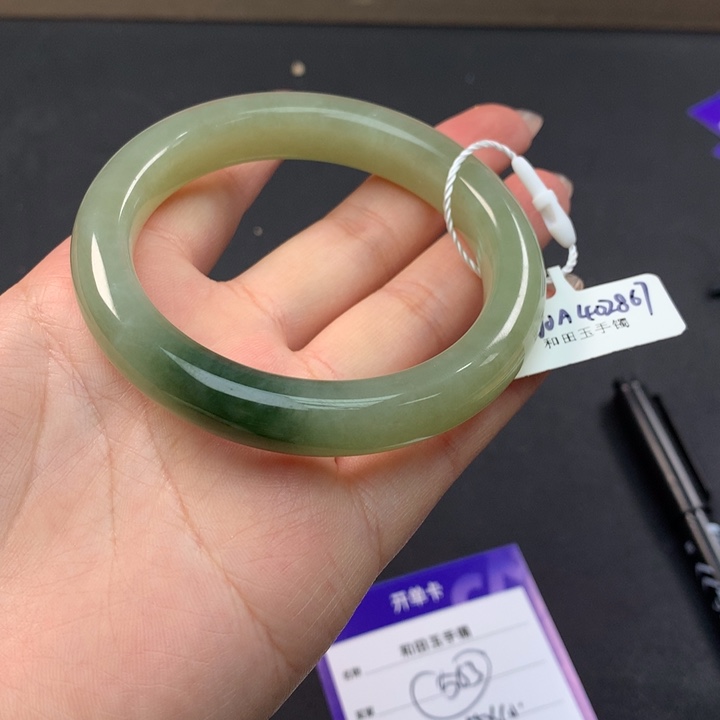 和田玉（糖玉）手镯未镶嵌