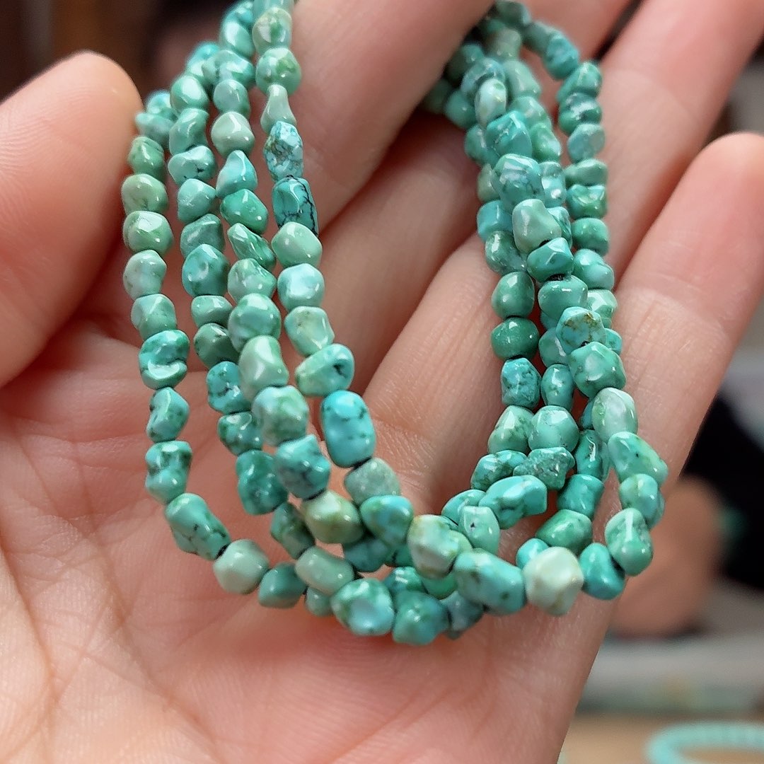 未镶嵌绿松石珠宝奇石