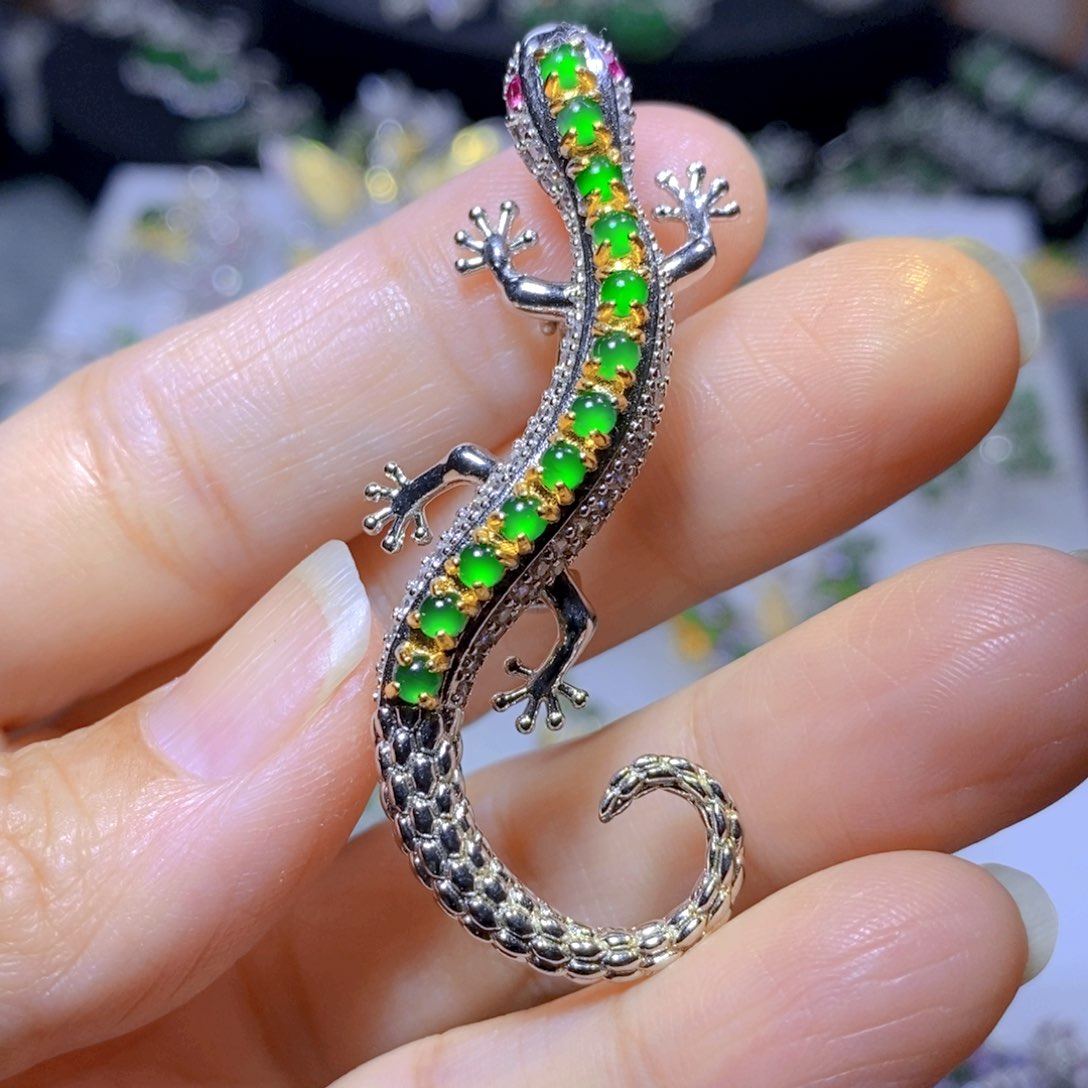 翡翠颈饰合金天然翡翠