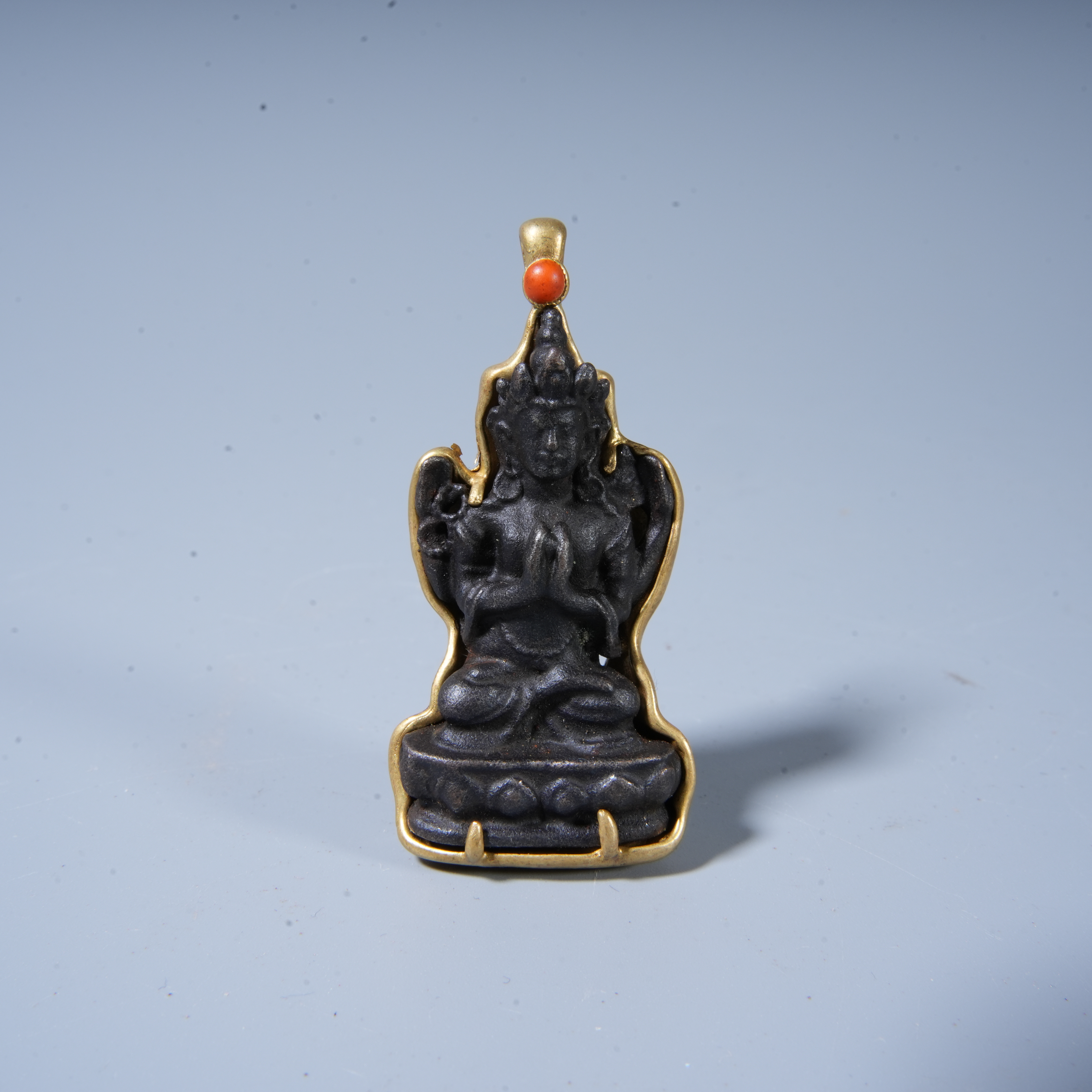 Tgz25 清代 四臂观音挂件