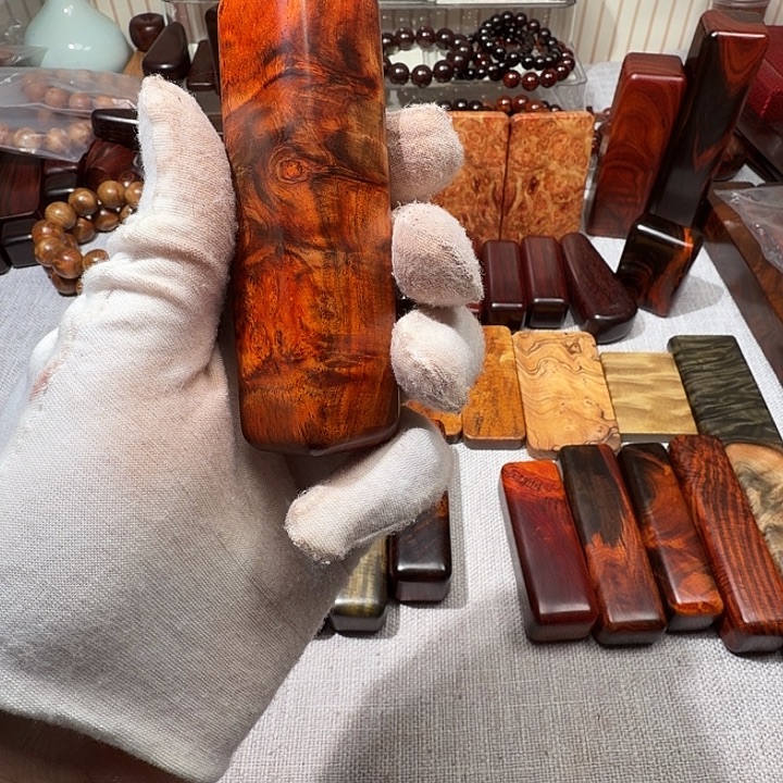 林***宁交趾黄檀（大红酸枝）