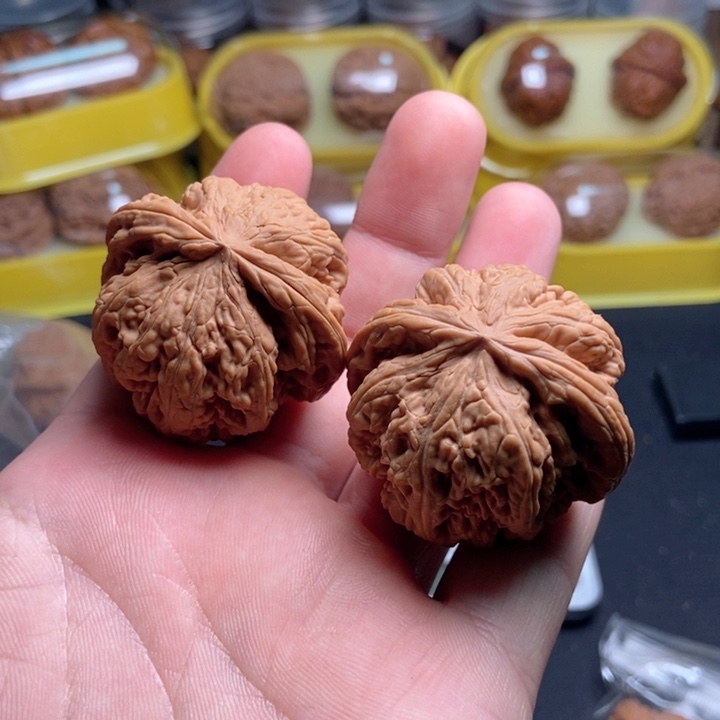 文玩核桃吊坠卷卷15