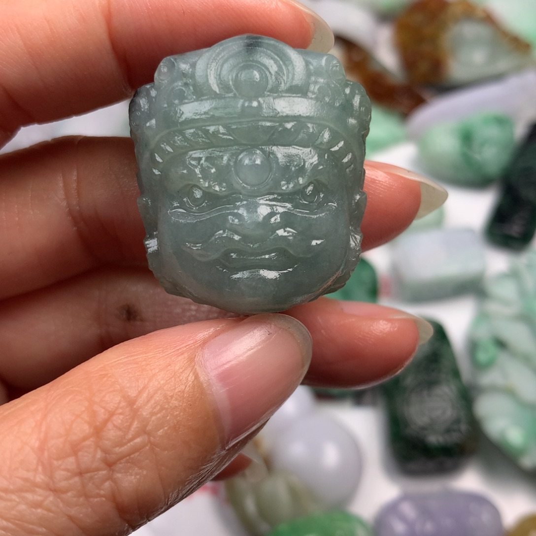 定制翡翠未镶嵌翡翠