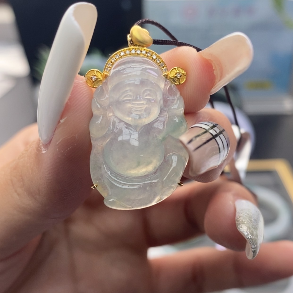 【闪购商品】颈饰18K金镶嵌翡翠