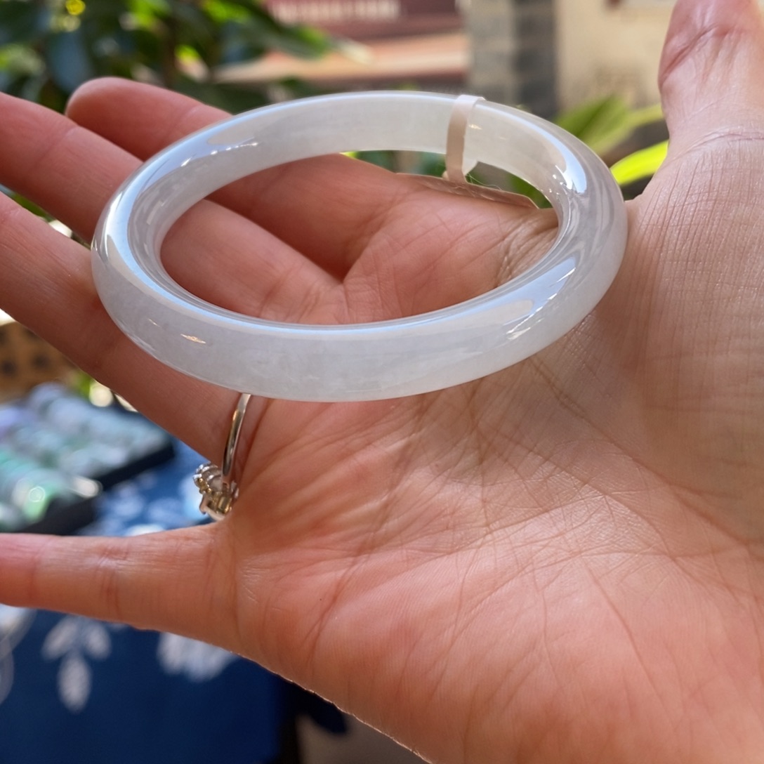 未镶嵌手镯（圆镯）翡翠55圆条