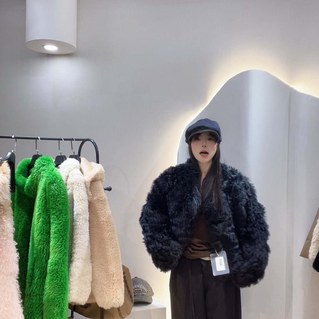 真皮皮毛一体外套238-112/125斤内