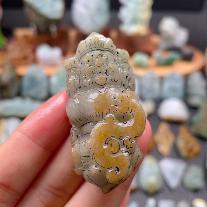 定制翡翠未镶嵌翡翠